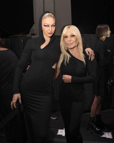 foto donatella versace orribile|donatella versace instagram.